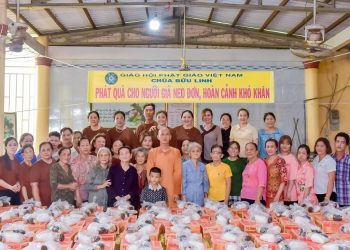 Bạc Liêu: Chùa Bửu Linh trao tặng trên 600 phần quà tại huyện Hòa Bình