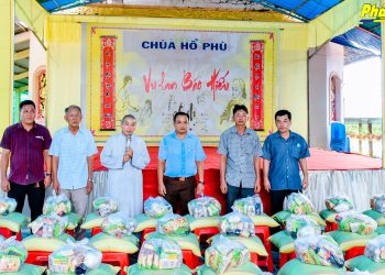 Bạc Liêu: Chùa Hổ Phù trao tặng 350 phần quà trong dịp Vu lan PL.2566