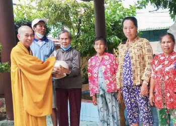 Bạc Liêu: Chùa Phước Huệ trao gần 1.200 phần quà trong dịp Vu lan PL.2566