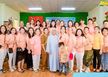 Bạc Liêu: Tịnh thất Pháp Tánh trao trên 300 phần quà tại xã Vĩnh Trạch Đông, thành phố Bạc Liêu