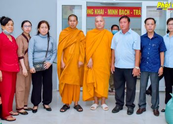 Bạc Liêu: Tịnh xá Ngọc Giác trao tặng 100 phần quà tại phường 5