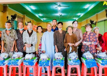 Bạc Liêu: Ban Từ thiện xã hội Phật giáo tỉnh trao tặng 300 phần quà nhân mùa Vu Lan