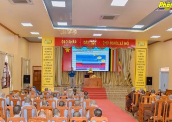 Bạc Liêu: Lớp học chuyên đề An toàn giao thông cho Tăng Ni sinh trường Trung cấp Phật học Bạc Liêu