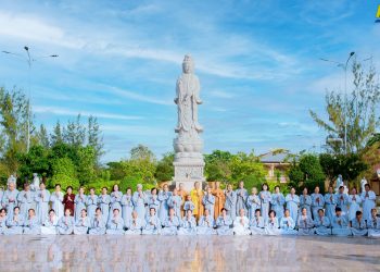 Bạc Liêu: Chùa Long Phước trang nghiêm lễ tổng kết khoá tu Một ngày an lạc và trao tặng quà Xuân cho Phật tử đạo tràng