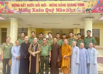 Bạc Liêu: Ban Trị sự Phật giáo huyện Hồng Dân thăm và chúc mừng lãnh đạo huyện nhân dịp Tết Nguyên đán