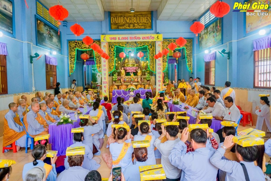 Vu Rai Bạc Liêu: Ban Trị sự GHPGVN thị xã Giá Rai trang nghiêm tổ chức Đại Lễ ...