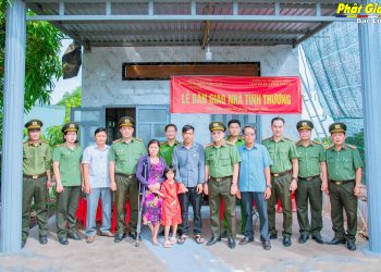 Bạc Liêu: Phật giáo Bạc Liêu bàn giao nhà AN CƯ Số 27 tại huyện Hòa Bình