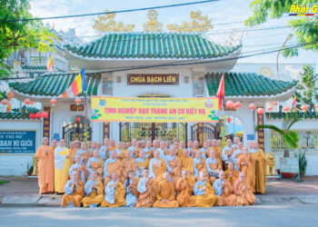 Cà Mau: Lễ Sám hối và Bố tát kỳ cuối tại Trường hạ chùa Bạch Liên và chùa Giác Hoa