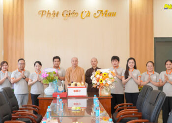 Tin vắn – Cà Mau: Tổ Thông tin – Truyền thông Phật giáo tri ân Ân sư nhân ngày Nhà giáo Việt Nam 20/11