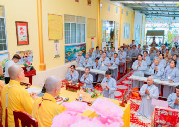 Cà Mau: Tổng kết Khóa tu “Một ngày an lạc” và lớp giáo lý Phật giáo tại chùa Bửu Thanh