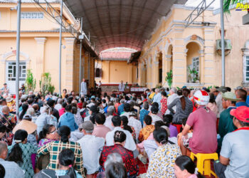 Cà Mau: Chùa Giác Hoa trao 300 phần quà Xuân đến người dân khiếm khuyết