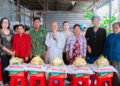 Tin vắn – Cà Mau: Trao 50 phần quà cho bà con khó khăn