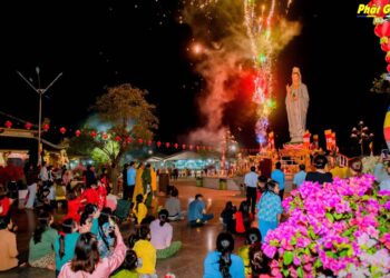 Vui đón Giao thừa nơi cửa Phật