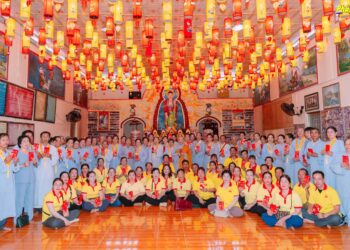 Cà Mau: Tổng kết khóa tu “Một ngày an lạc” tại chùa Vạn Phước