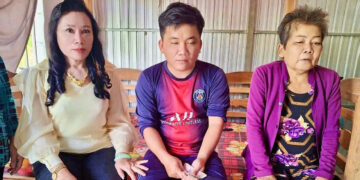 Tin vắn – Cà Mau: Trao tịnh tài hỗ trợ hoàn cảnh khó khăn tại xã Phước Long