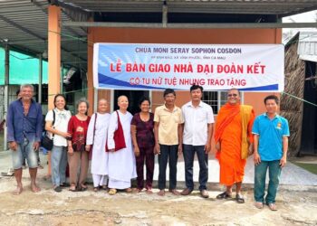 Cà Mau: Trao tặng nhà Đại đoàn kết và hệ thống nước lọc tinh khiết phục vụ cộng đồng tại xã Vĩnh Phước