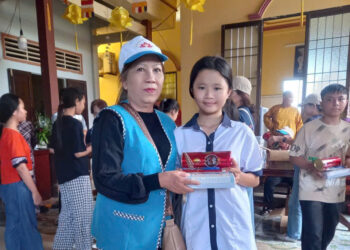 Cà Mau: Chương trình “Tiếp sức đến trường” sẻ chia yêu thương, vun bồi tương lai