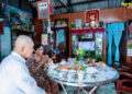 Cà Mau: Đồng bào Khmer cúng ông bà tại gia đình trong ngày đầu lễ Sen Dolta