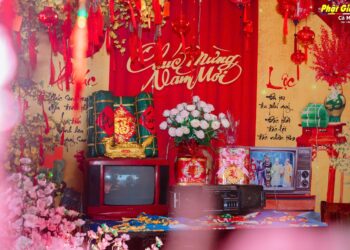 Công tác chuẩn bị tiểu cảnh “Quê hương” đón Xuân Bính Ngọ tại Quán Âm Phật Đài