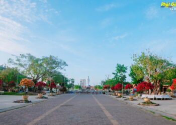 CHUNG TAY GIỮ GÌN VỆ SINH, CẢNH QUAN TẠI QUÁN ÂM PHẬT ĐÀI
