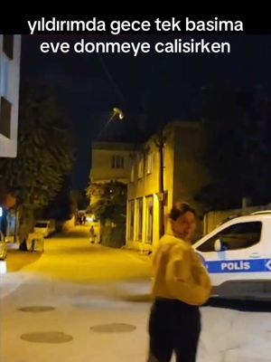 tam bu sesle video cekerken polis arabasi gecmesi gercek hayattan uyarlandiginin kanitidir