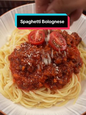 ⁣Untuk open house raya nanti jom kita buat Spaghetti Bolognese 🍝 Disclaimer: Saya bukan orang Ital