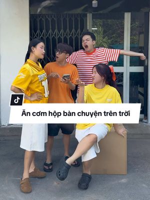 ⁣Sáng ăn cơm từ thiện chiều bàn chuyện tiền t ỷ 😔 #lalamovevn #10giaycoxe #tuquy2 