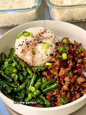 This is the most bookmarked recipe on my Recipe Portal 🙌 Sesame ground chicken with green beans ?