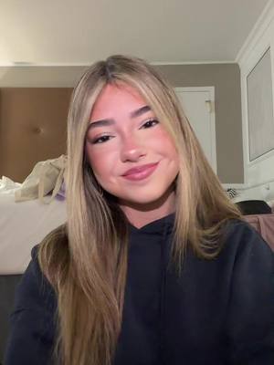 ⁣Should I do an updated makeup routine on YouTube??