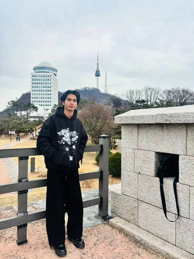 ⁣Namsan Tower🇰🇷 #seoul #korea #fyp 