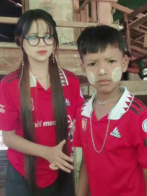 ဘယ်သူလည်း င့ညီနက် သဘောမတူတဲ့အန်တီက??