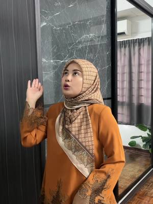 ⁣Raya look on point tanpa over budget 👀 Raya Fashion 50% OFF sekarang di $h0pee. Lagi Murah! #baza