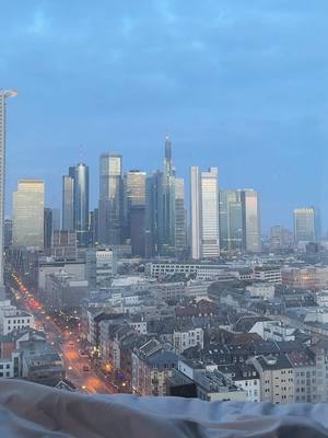 📍1907 #ffm #view #hotel #frankfurt #spintower 