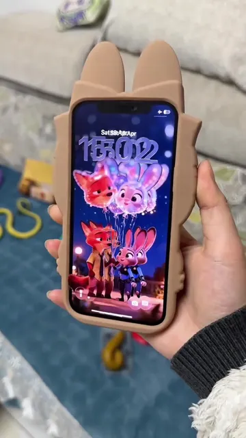 This is the most beautiful and eye-catching 3D wallpaper | have ever seen. Animated wallpaper. The m