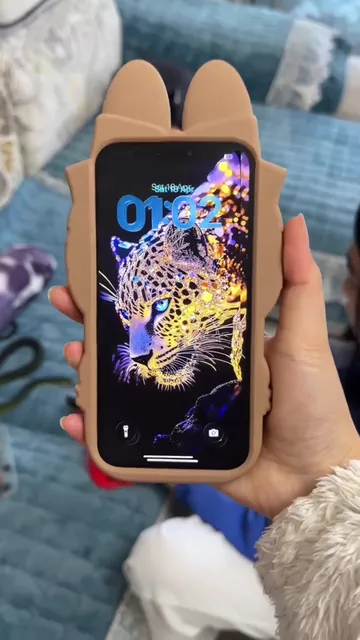⁣This is the most beautiful and eye-catching 3D wallpaper | have ever seen. Animated wallpaper. The m