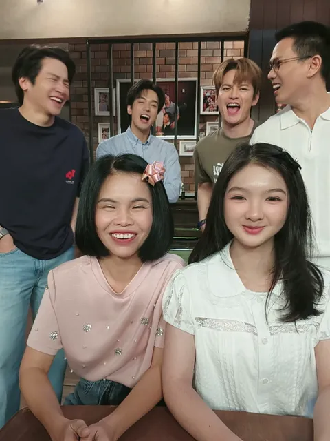 เทอมาทำให้คิวฟ้อน🤪@oabnithiw @march_chutavuth @r.nattaphol @tao