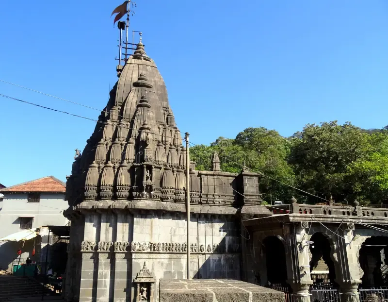 Bhimashankar Jyotirlinga: Un viaje divino a la sagrada morada del Señor Shiva.