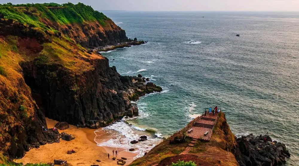 10 playas que hay que visitar en Ratnagiri: Una guía para el patrimonio y la belleza escénica.