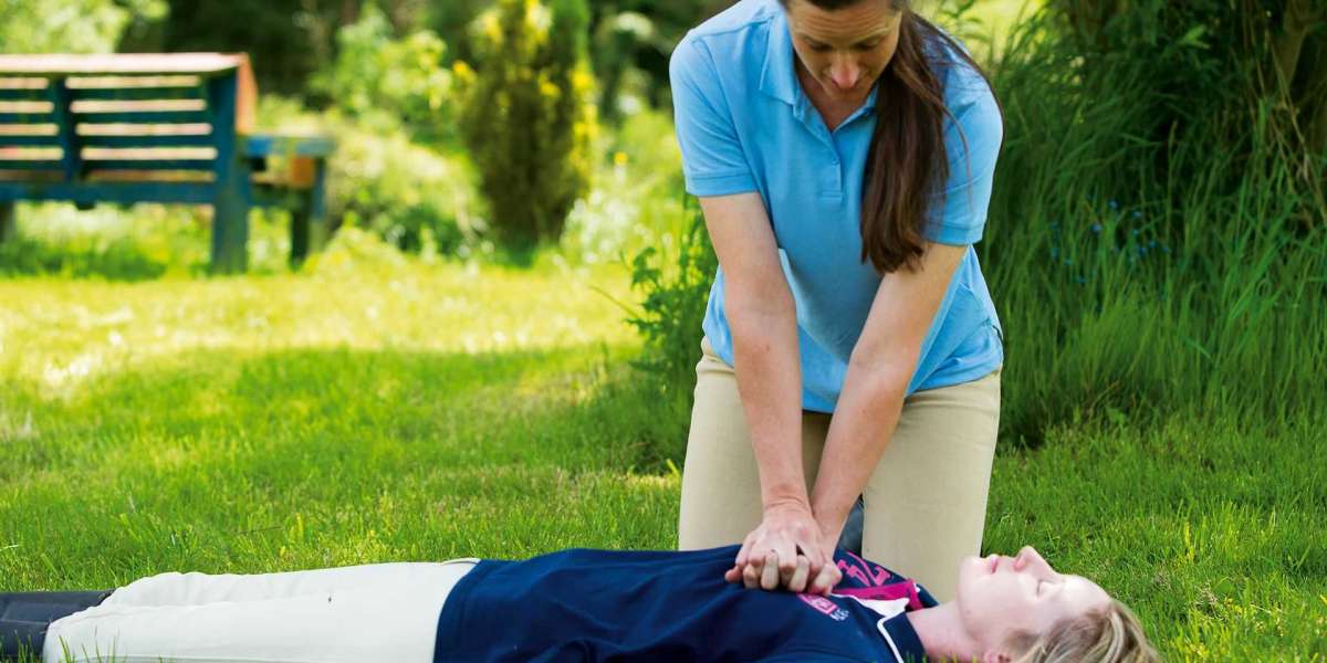 5 Reasons Why First Aid Training for Employees Should Be Considered