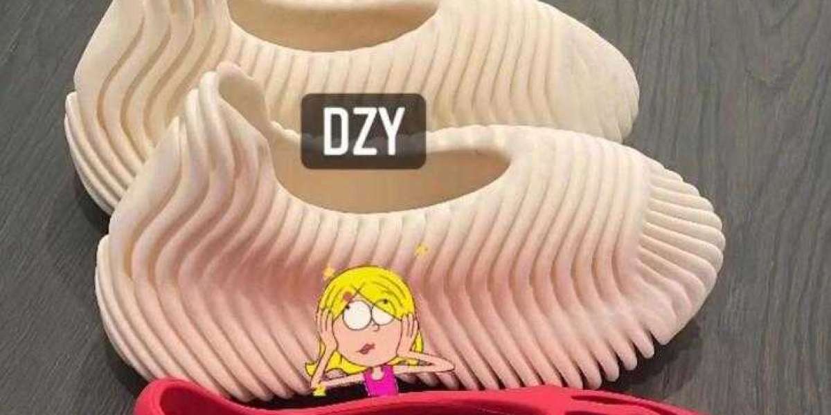 Builds Off The Yeezy Foam Runner Derrick Rose’s DZY Shoe