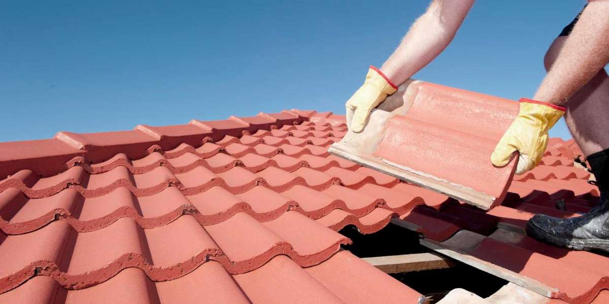 Why Do You Need Roof Replacement Before The Rainy Season?
