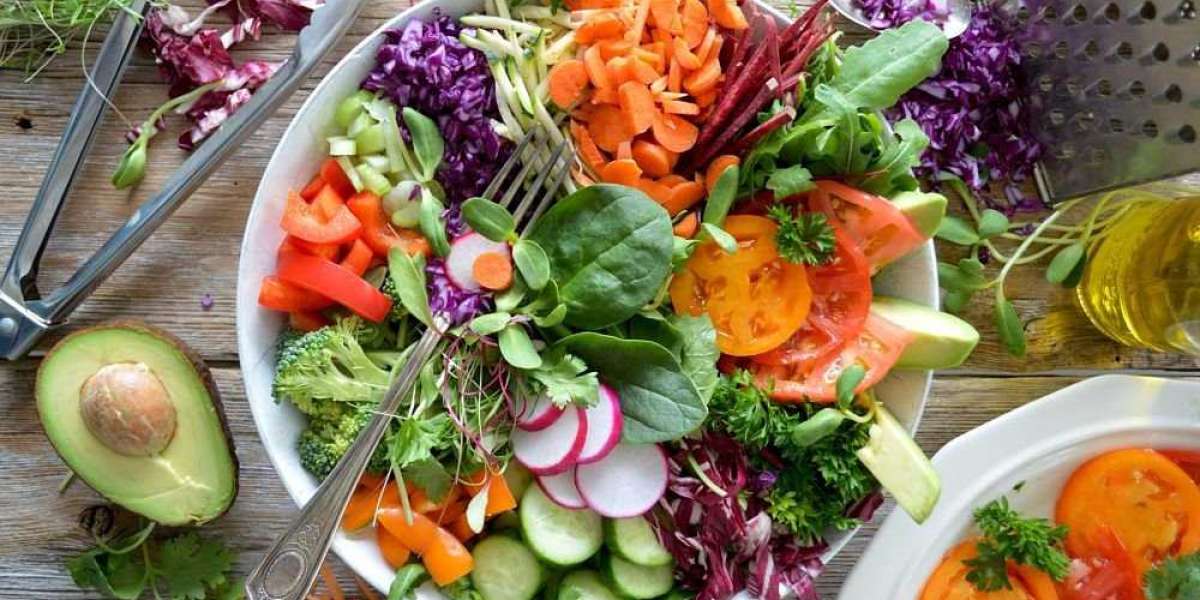 THE BENEFITS (AND LIMITS) OF AN ALKALINE DIET