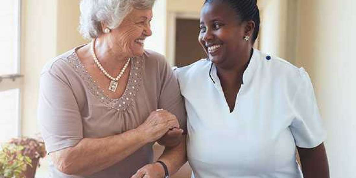 Top 4 Pros of Getting a Private Caregiver for Elders