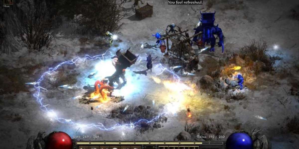 Diablo 2 Resurrected: Meteor Sorceress is a popular character that newcomers can play