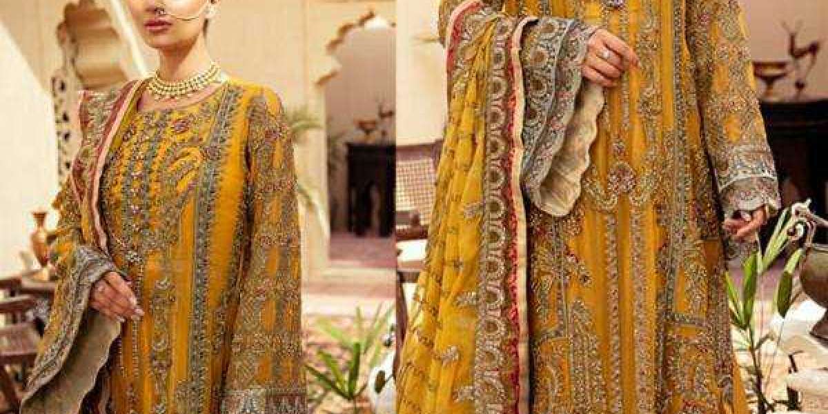 Look Ravishing This Eid In The Designer Collection Of Salwar Suits