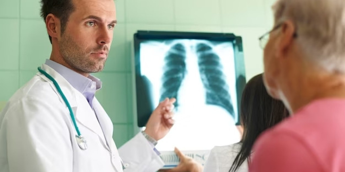 Are you looking for the Best Lung Cancer Doctor in India?