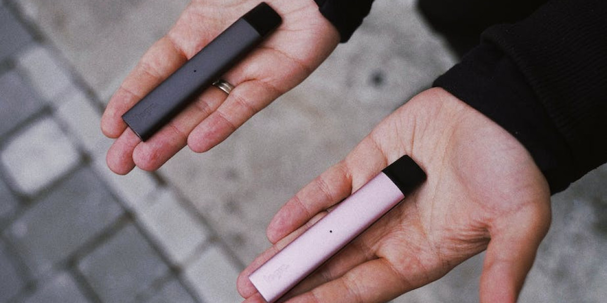 Sakura Grape Disposable Vape: A Taste of Japan in the Palm of Your Hand