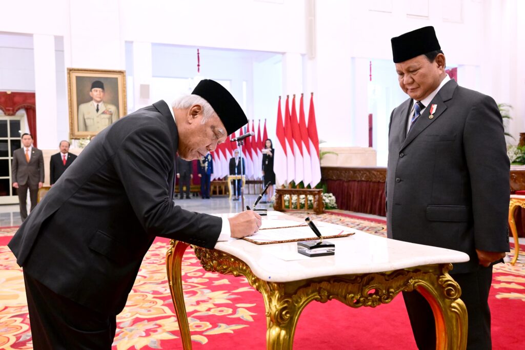 presiden prabowo subianto lantik basuki hadimuljono sebagai kepala oikn 16 presiden prabowo subianto lantik basuki hadimuljono sebagai kepala oikn