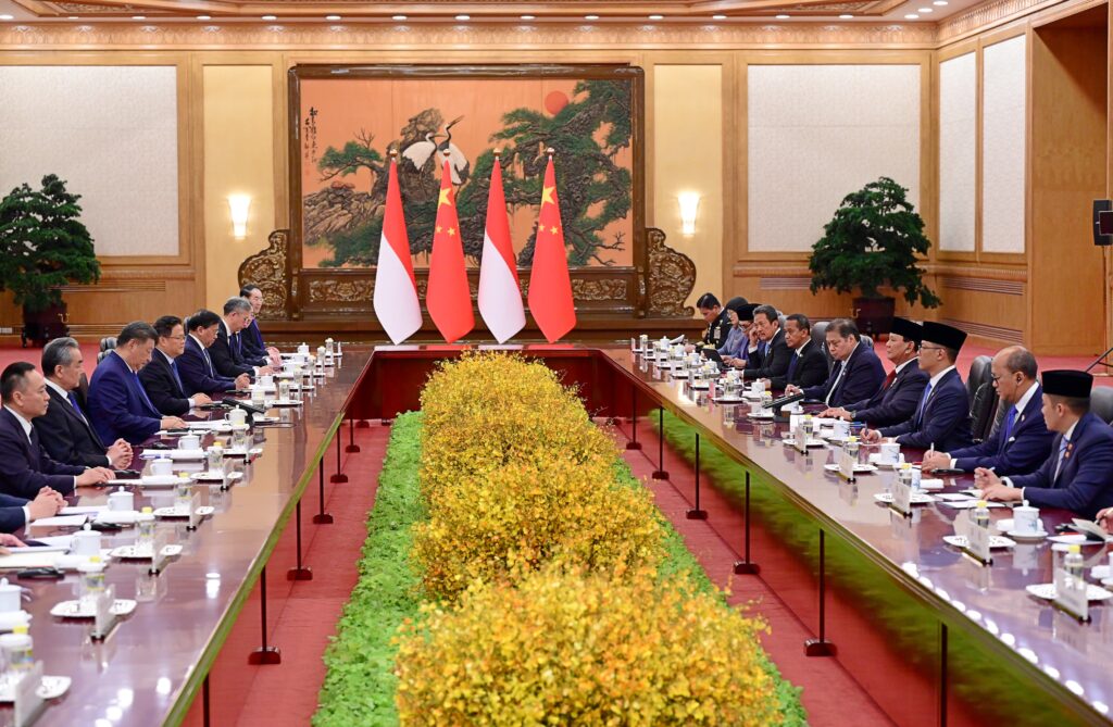 gelar pertemuan bilateral, presiden prabowo dan presiden xi jinping sepakat perkuat kemitraan strategis indonesia-tiongkok 18 gelar pertemuan bilateral, presiden prabowo dan presiden xi jinping sepakat perkuat kemitraan strategis indonesia-tiongkok