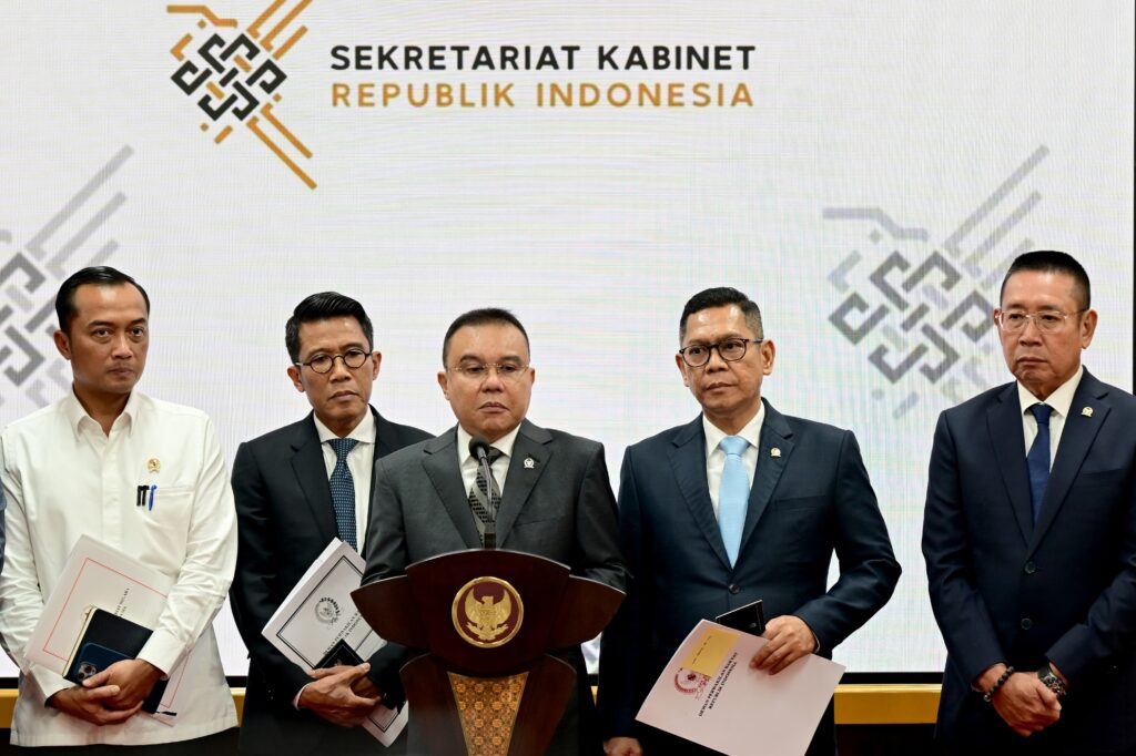 presiden prabowo terima perwakilan dpr ri bahas rencana kenaikan tarif ppn 12 persen 18 presiden prabowo terima perwakilan dpr ri bahas rencana kenaikan tarif ppn 12 persen